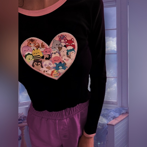 ❗️SOLD❗️Dolls Kill x Squishmallows Collect Them All baby tee crop🐮💕 - Picture 3 of 5